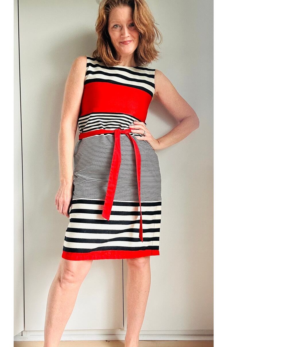 Vintage 80s does 60s Mod Mini Dress Striped Minimalist Black/White Size S/6